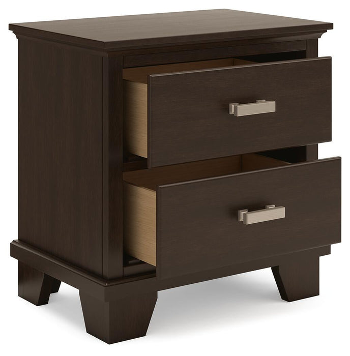 Covetown King Panel Bed, Dresser, Mirror, Chest and Nightstand