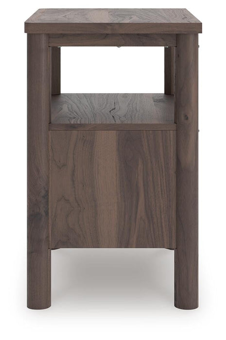 Pamytta Twin Panel Platform Bed, Dresser, Mirror and Nightstand
