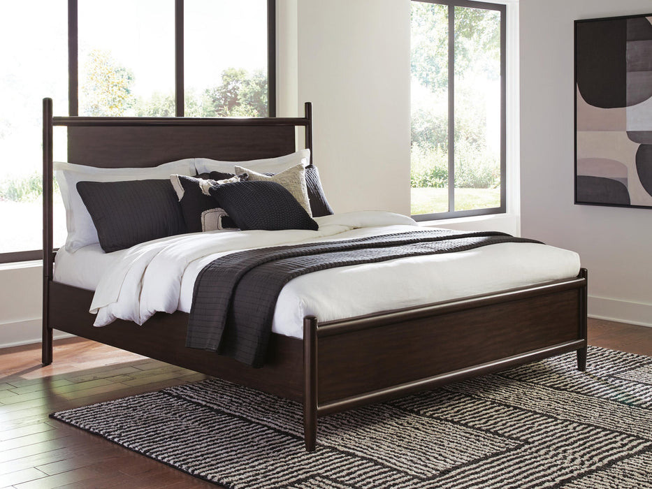 Dantenton California King Panel Bed